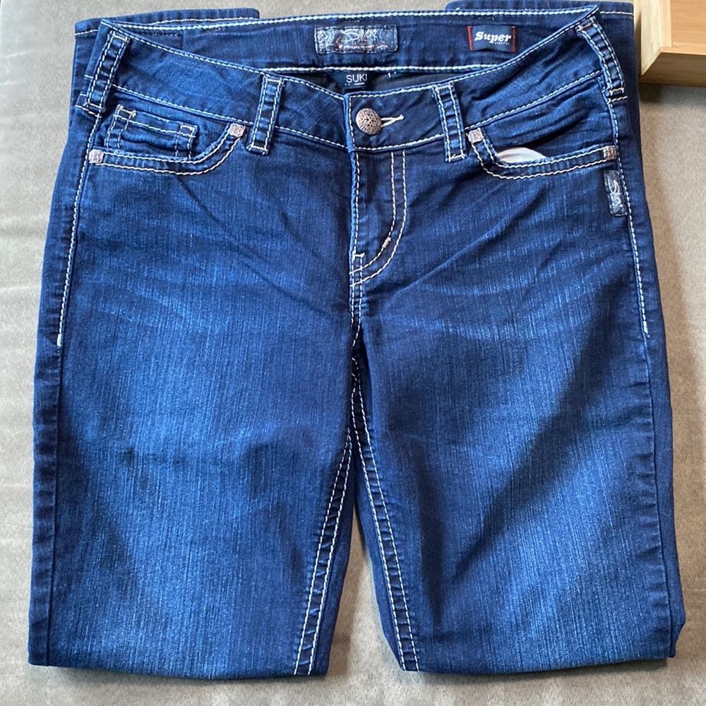 Silver jeans suki mid skinny jeans.